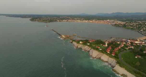 Vista Aérea Saint Jean Luz Famoso Puerto Pesquero Turístico Costa — Vídeos de Stock