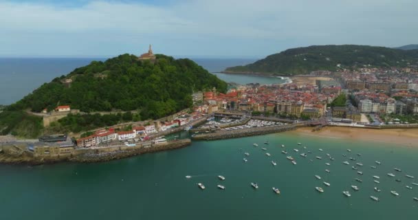 San Sebastian Donostia Spanien Luftaufnahme Der Altstadt Blick Auf Den — Stockvideo