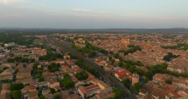 夏季法国纳博纳老城的空中景观 — 图库视频影像