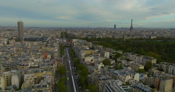 Франция Париж Широкий Вид Воздуха Беспилотника Над Крышами Зданий — стоковое видео
