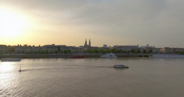Cathédrale Centre Bordeaux France Coucher Soleil Des Drones Volent Garonne — Video