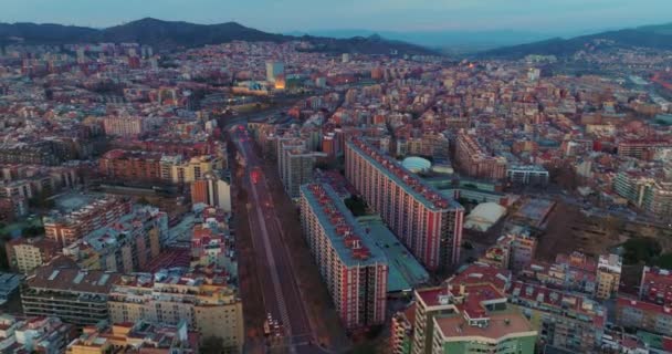 Flying Barcelona Sunset Spain Streets Houses Street Lights Evening City — Stock Video