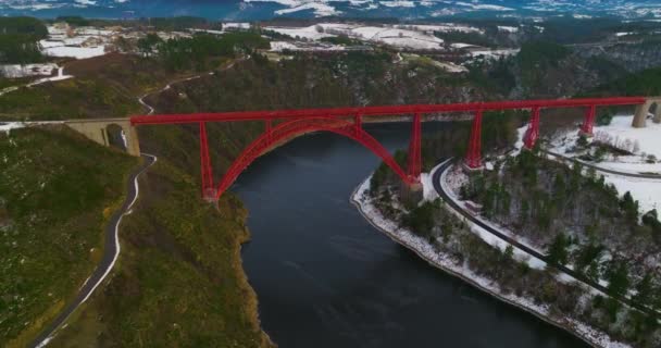 Vista Aérea Drone Garabit Viaduct Ponte Arco Ferroviário França — Vídeo de Stock