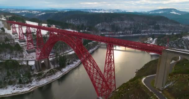 Vista Aérea Drone Garabit Viaduct Ponte Arco Ferroviário França — Vídeo de Stock