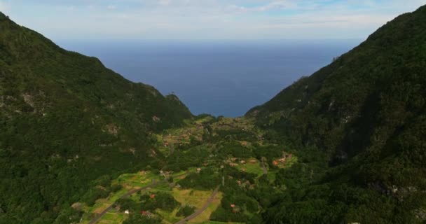 Vallée Verdoyante Pittoresque Madère Portugal Vue Aérienne Sur Drone Vue — Video