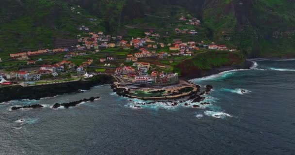 Luchtfoto Van Porto Moniz Stad Madeira Eiland Atlantische Oceaan Portugal — Stockvideo