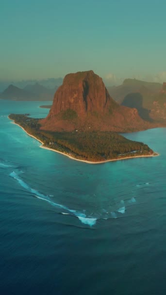 Zamknij Latać Nad Palmami Piękne Laguny Plaży Rajska Wyspa Mauritiusie — Wideo stockowe