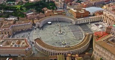 Vatikan 'daki St. Peters Bazilika Meydanı' nın havadan görünüşü. İtalya, Roma.