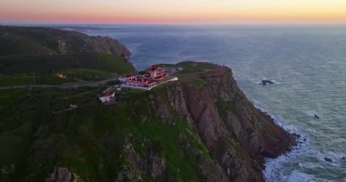 Roca Burnu Portekiz 'in havadan görünüşü. Avrupa kıtasının en batı noktası..