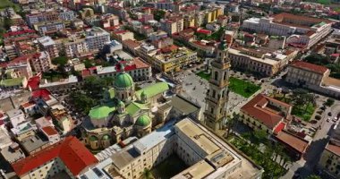 Pompei 'nin havadan görünüşü. Pompeii, İtalya 'da büyük ölçekli bir arkeoloji kompleksi olan büyük bir antik Roma kentidir..