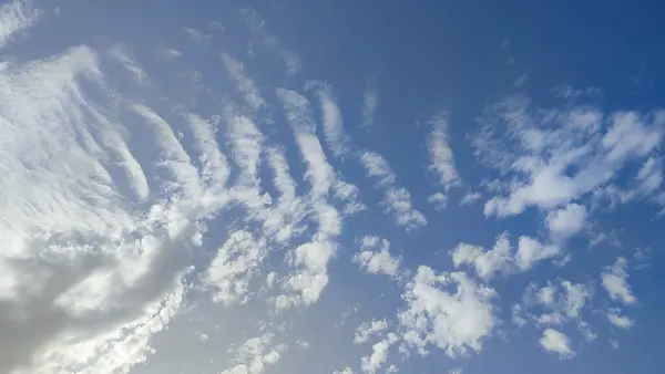 Голубое Небо Белые Облака Фон Природный Воздух Высокое Качество Фото — стоковое фото