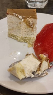 Kremalı ve bisküvili tatlı kekleri, yemek. Yüksek kalite fotoğraf