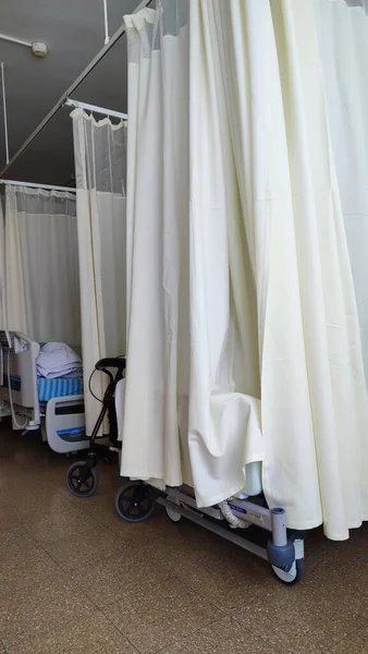 Ward Hospital White Curtains Medicine Interior High Quality Photo — Stock Photo, Image