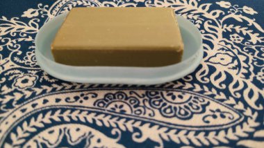 Sabun için mavi plastik sabun kabı, hijyen objesi. Yüksek kalite fotoğraf