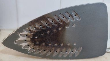 Demir, metal taban yanmış, nesne. Yüksek kaliteli FullHD görüntüler