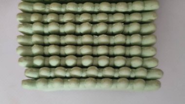 Yeşil kurabiyeler, tatlı pişirme, tatlı pişirme, arka plan pişirme. Yüksek kalite fotoğraf