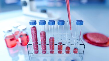 Laboratuvarda deney tüplerinde yetiştirilen sığır eti. Laboratuvardaki in-vitro et üretimi kavramı - 3D illüstrasyon