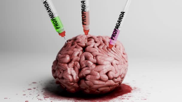 Den Mänskliga Hjärnan Vaccineras Med Propaganda Symbol För Samhällets Hjärntvätt — Stockvideo