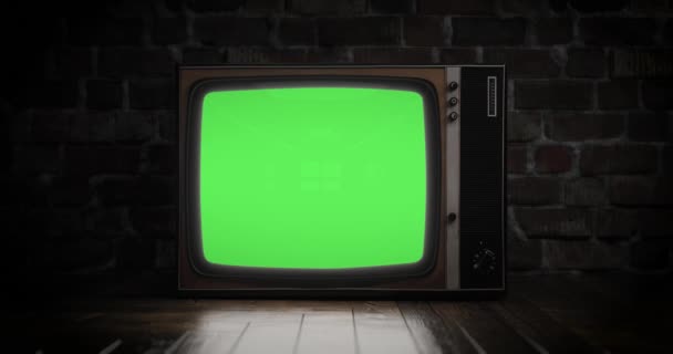 Retro Televizyonu Başlangıçta Gürültüyle Açın Yeşil Ekrana Geçin Gece Korku — Stok video
