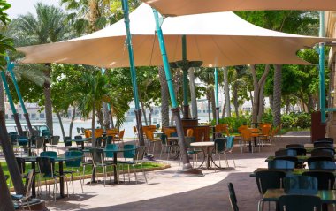 Dubai, BAE, Birleşik Arap Emirlikleri - 28 Mayıs 2022: Palm Jumeirah Park Manzarası ve Otel