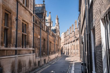 Cambridge, İngiltere - 16 Temmuz 2023: Cambridge Üniversitesi kampüs binaları