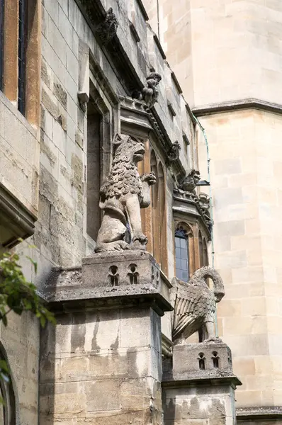 2023年6月2日 玛格达伦学院 1458年 内部庭院和校园建筑 牛津大学 图库照片