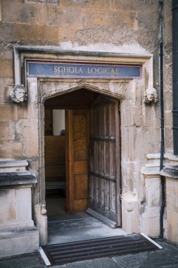Oxford, İngiltere - 2 Haziran 2021: Bodleian Kütüphanesi, Avrupa 'nın en eski kütüphanelerinden biri (est.1602)