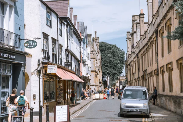 stock image Oxford, UK - June 2, 2023:  Old street of Oxford with cafes and student's accommodation houses 