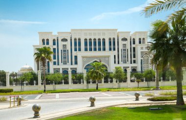 BAE, Abu Dabi - 22 Ağustos 2024: Hükümet binası