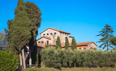 ROME, ITALY - 8 NİSAN 2024: Roma forumu, Palatine Tepesi 'nde imparatorluk sarayı harabeleri