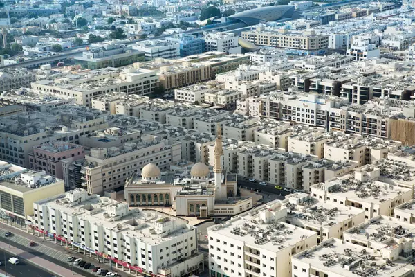 Dubai, BAE - 24 Ağustos 2024: Dubai şehri manzaralı Dubai Creek ve Gold Souk bölgesi 