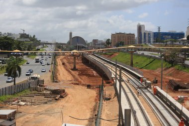 Salvador, Bahia, Brezilya - Setembro 22, 2016: Iguatemi bölgesinde, Salvador şehrinde metro hattının ikinci hattının inşası.
