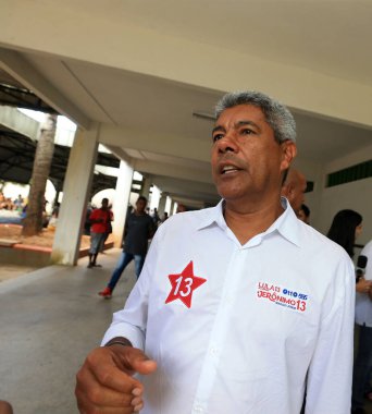 Salvador, Bahia, Brezilya - 2 Ekim 2022: Jeronimo Rodrigues - Bahia Eyaleti Valisi.