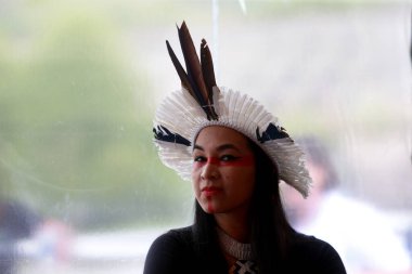 Şelale, Bahia, Brezilya - 5 Kasım 2022: Cachoeira, Bahia, Brezilya - 5 Kasım 2022: Auritha tabajara, yazar, Uluslararası Cachoeira Edebiyat Fuarı sırasında Bahia 'nın keşfi sırasında görüldü..