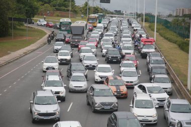 salvador, bahia, brazil - october 26, 2022: vehicle congestion in traffic in the city of Salvador