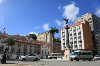 Salvador, Bahia, Brezilya - 23 Mart 2023: Salvador 'daki Comercio mahallesindeki Associacao Comercial da Bahia binasının manzarası.