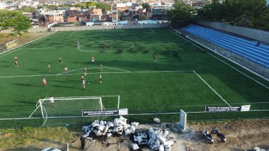 Itabuna, Bahia, Brezilya - 10 Temmuz 2022: Güney Bahia 'daki Itabuna şehrinde sentetik çimenli futbol sahası.