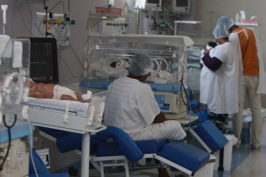 İlheus, Bahia, Brezilya - 21 Ekim 2022: Bahia 'nın güneyindeki Ilheus şehrindeki Hastane Materno Infantil Dr. Joaquim Sampaio' nun manzarası.