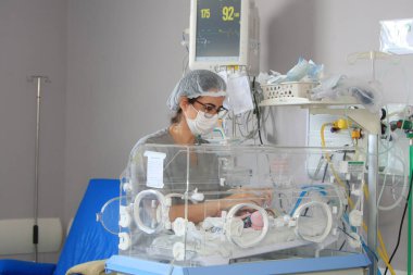 İlheus, Bahia, Brezilya - 21 Ekim 2022: Bahia 'nın güneyindeki Ilheus şehrindeki Hastane Materno Infantil Dr. Joaquim Sampaio' nun manzarası.