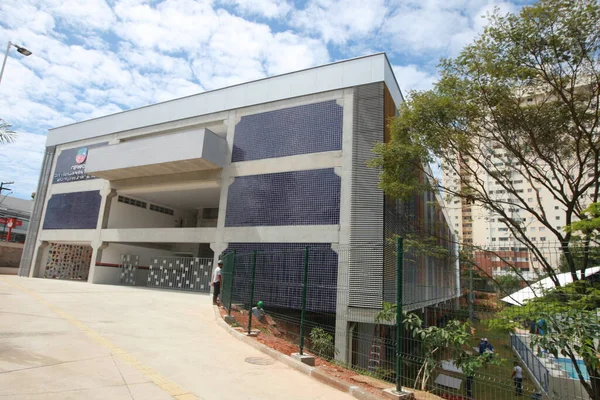 2022年10月21日ブラジル バイーア州サルバドル市建設中の公立学校の様子 — ストック写真