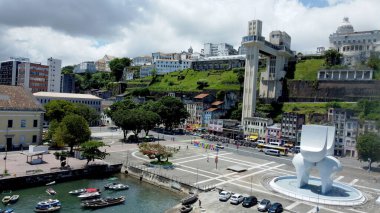 Salvador, Bahia, Brezilya - 2 Nisan 2023: Salvador 'daki lacerda asansöründen..