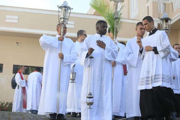 巴伊亚 2023年4月2日 天主教庆祝棕榈主日 即耶稣基督进入耶苏萨拉姆的日子 — 图库照片
