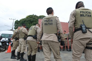 Feira de Santana, Bahia, Brezilya - 23 Nisan 2023: Feira de Santana kentinde polis operasyonu sırasında Bahia Askeri Polisi görüldü.