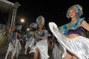 Feira de Santana, Bahia, Brezilya - 23 Nisan 2023: Feira de Santana şehrindeki micareta sırasında Afro blok geçidi.