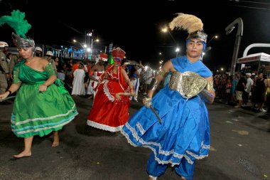 Feira de Santana, Bahia, Brezilya - 23 Nisan 2023: Feira de Santana şehrindeki micareta sırasında Afro blok geçidi.