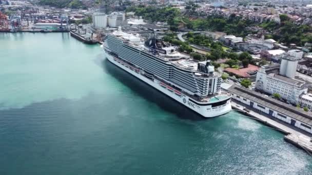 Salvador Bahia Brazília 2023 Február Személyhajó Horgonyzik Salvadori Kikötőben — Stock videók