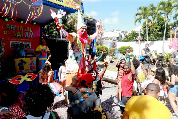 Stock image salvador, bahia, brazil - january 1, 2023: children have fun in Pelourinho during carnival in the city of Salvador.