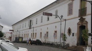 Salvador, Bahia, Brezilya - 8 Mayıs 2023: Salvador 'un tarihi merkezinde Convento' nun Carmo 'yu yapma cephesi.