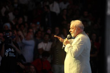 Salvador, Bahia, Brezilya - 11 Mayıs 2023: Luiz Inacio Lula da Silva, Brezilya Cumhurbaşkanı Salvador şehrindeki Paulo Gustavo Kanunu 'na yaptırım uyguladı.