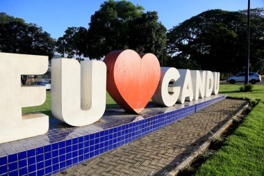 Gandu, Bahia, Brezilya - 19 Mayıs 2023: Gandu şehrinin girişini imzalayın..